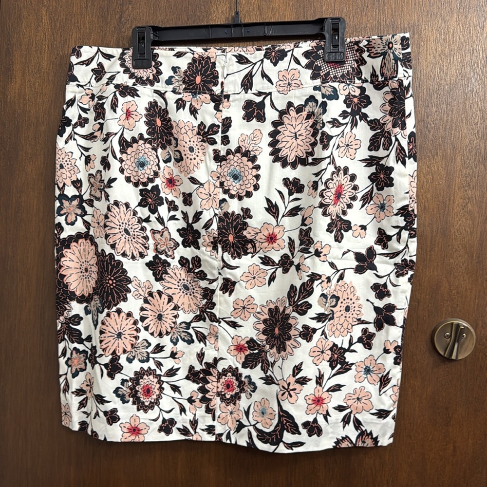 LOFT Floral Print Women's Skirt 16 NWT - Picture 2 of 12